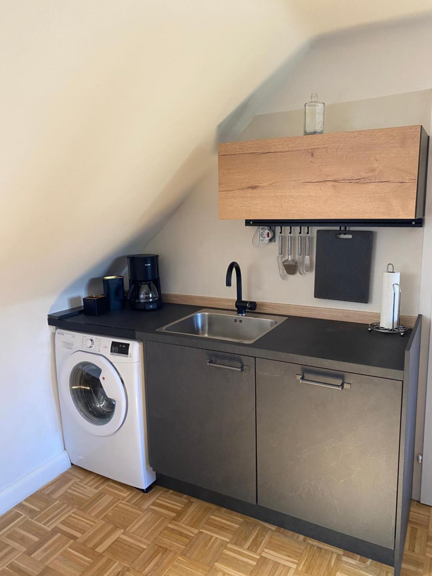 Schoenes Apartment Mit Aussicht Ueber غراتس المظهر الخارجي الصورة